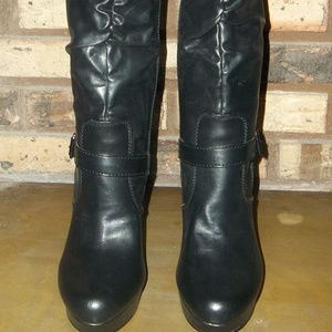 Tall High heeled Boots